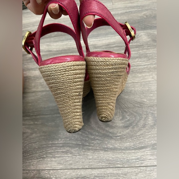 UGG Jackilyn Pink & Straw Color Wedges Sandals Size 8.5 - Picture 9 of 11